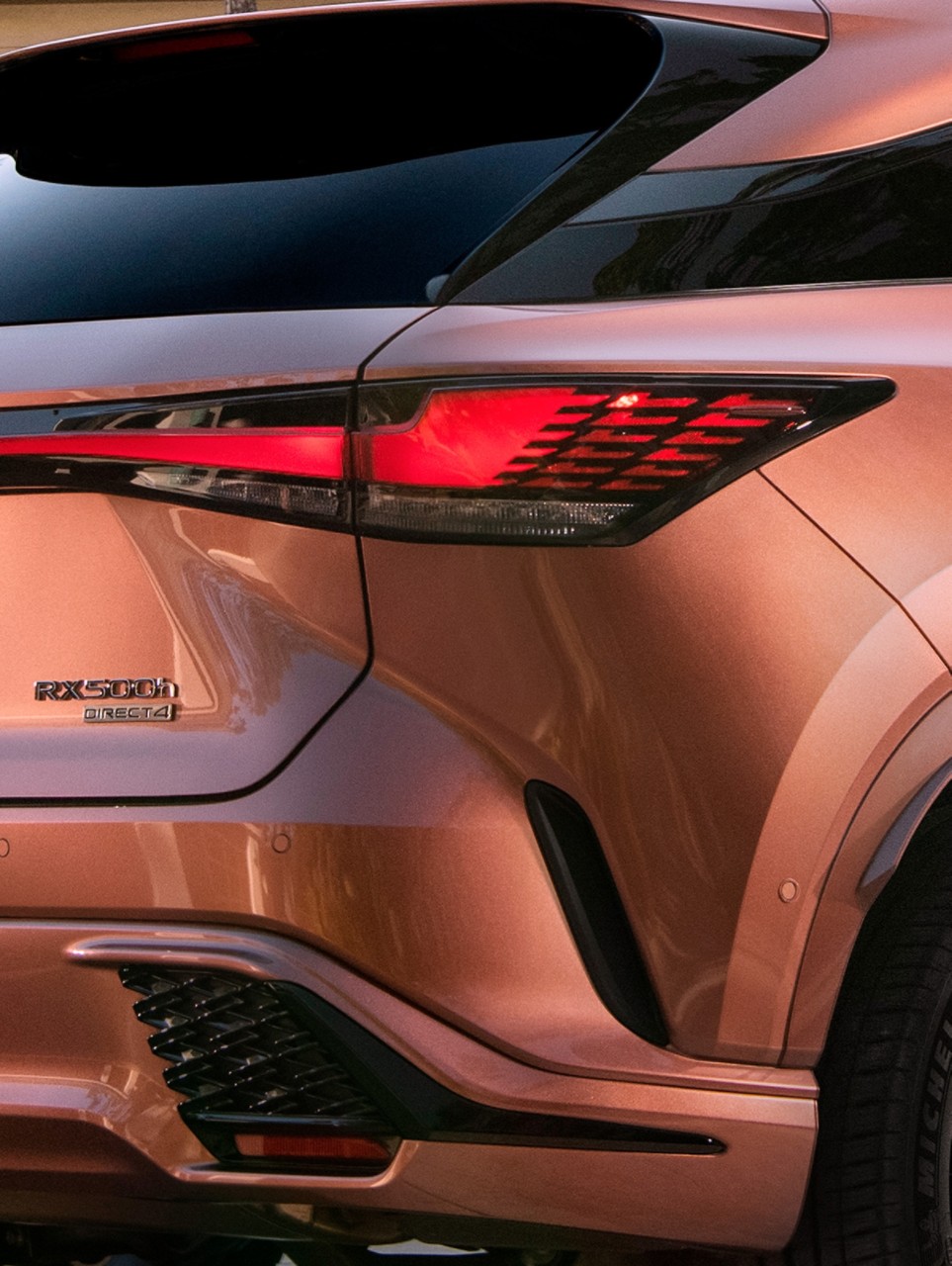 2023-rx-500h-f-sport-direct4-sonic-copper12