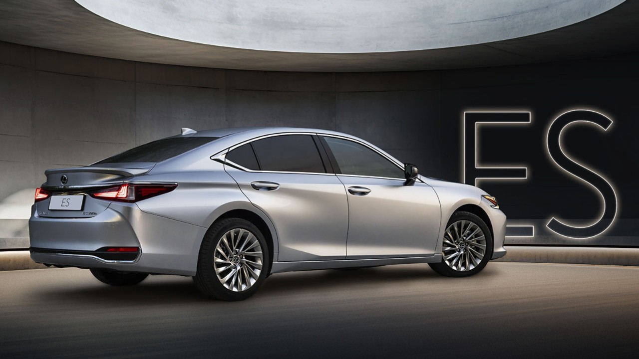 Lexus ES