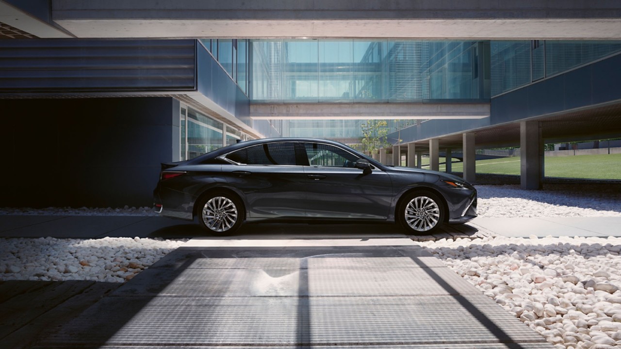 A parked Lexus ES